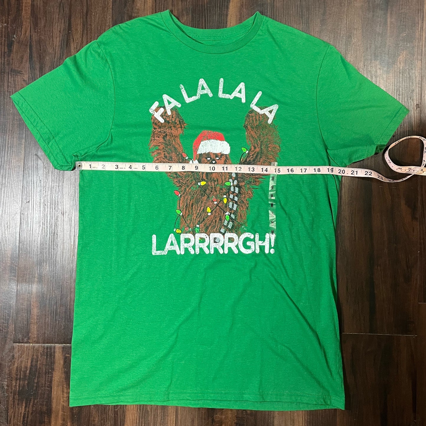 Starwars Chistmas theme Chewbacca Size: M