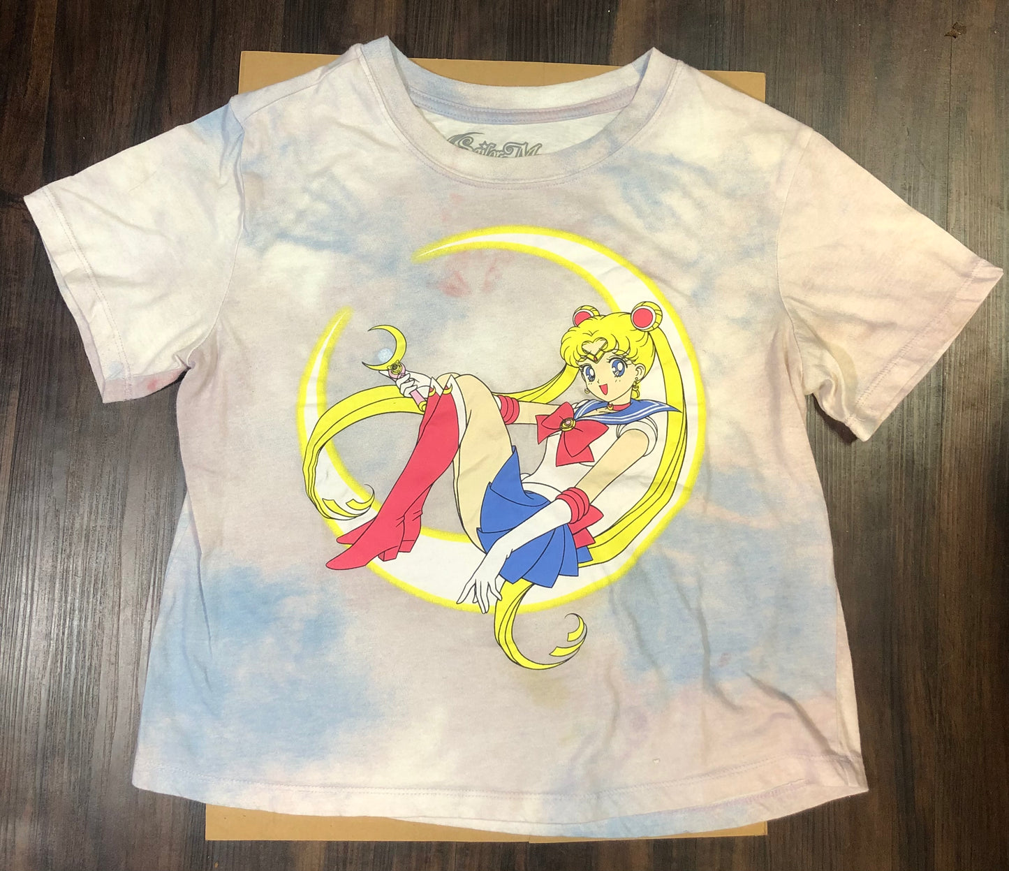 Sailor Moon Graphic Tshirt Size: Small