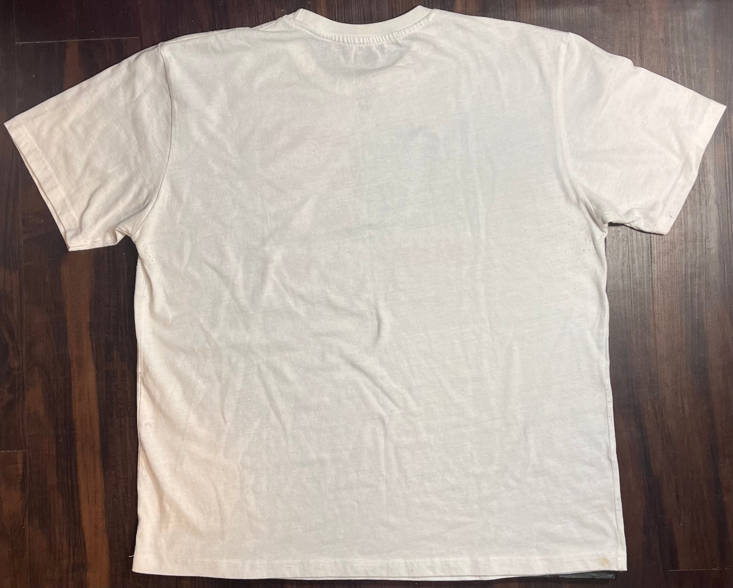 MTV White American Flag themed shirt graphic Tshirt - Size: XL