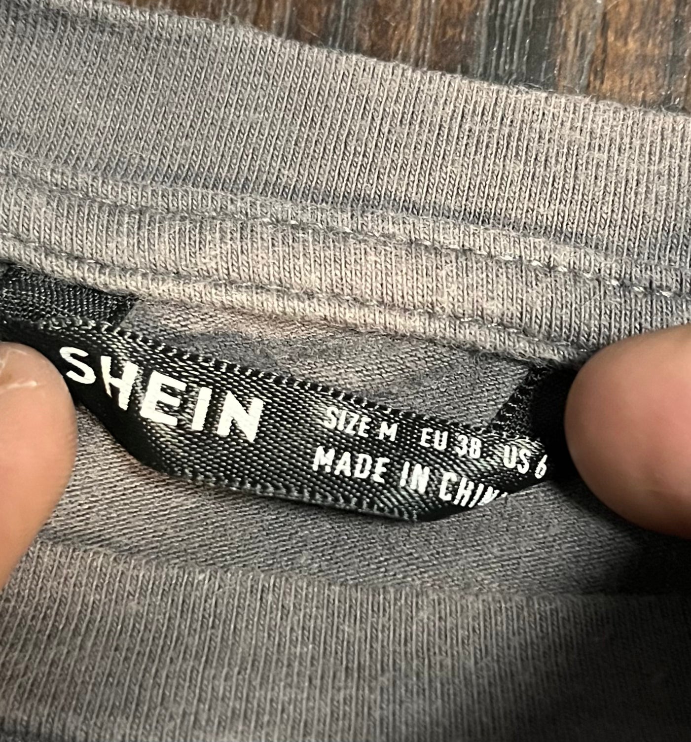 Festival Grey distressed Alien shirt Size: Medium