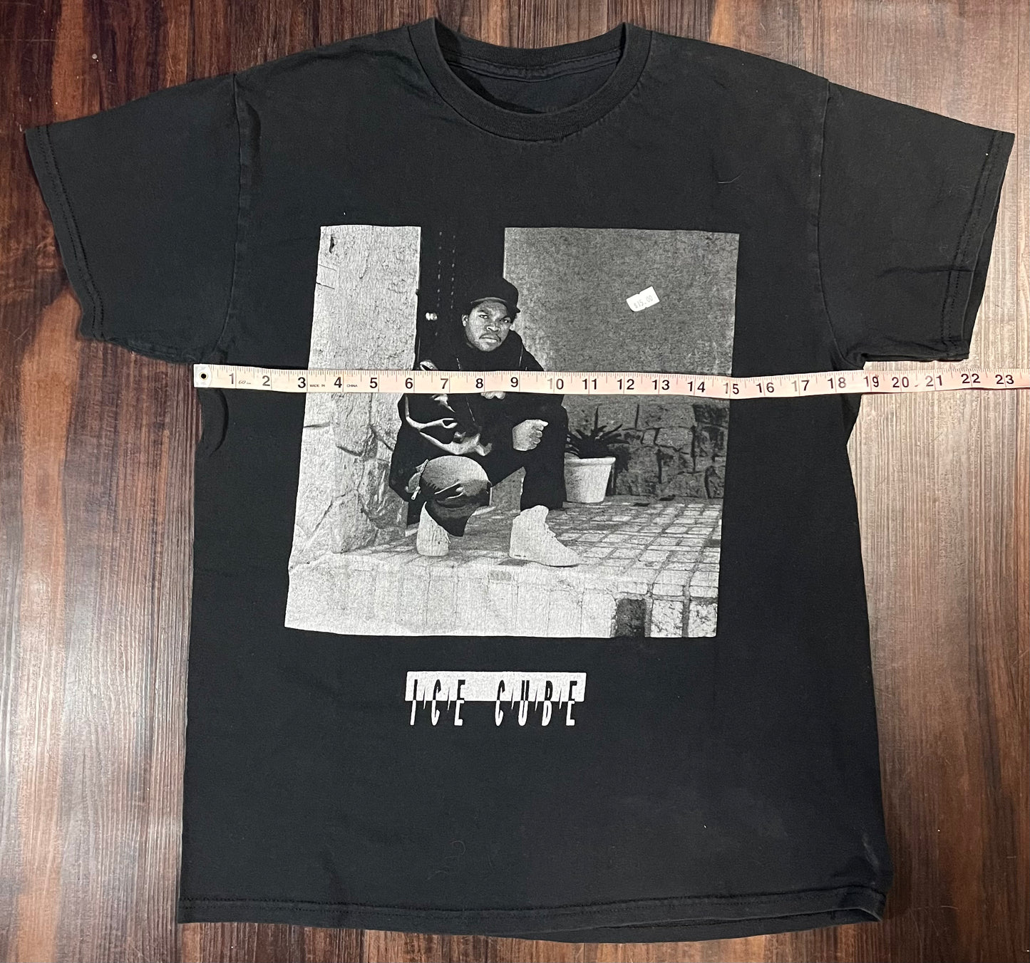Ice Cube Hip Hop graphic Tee Size: Medium