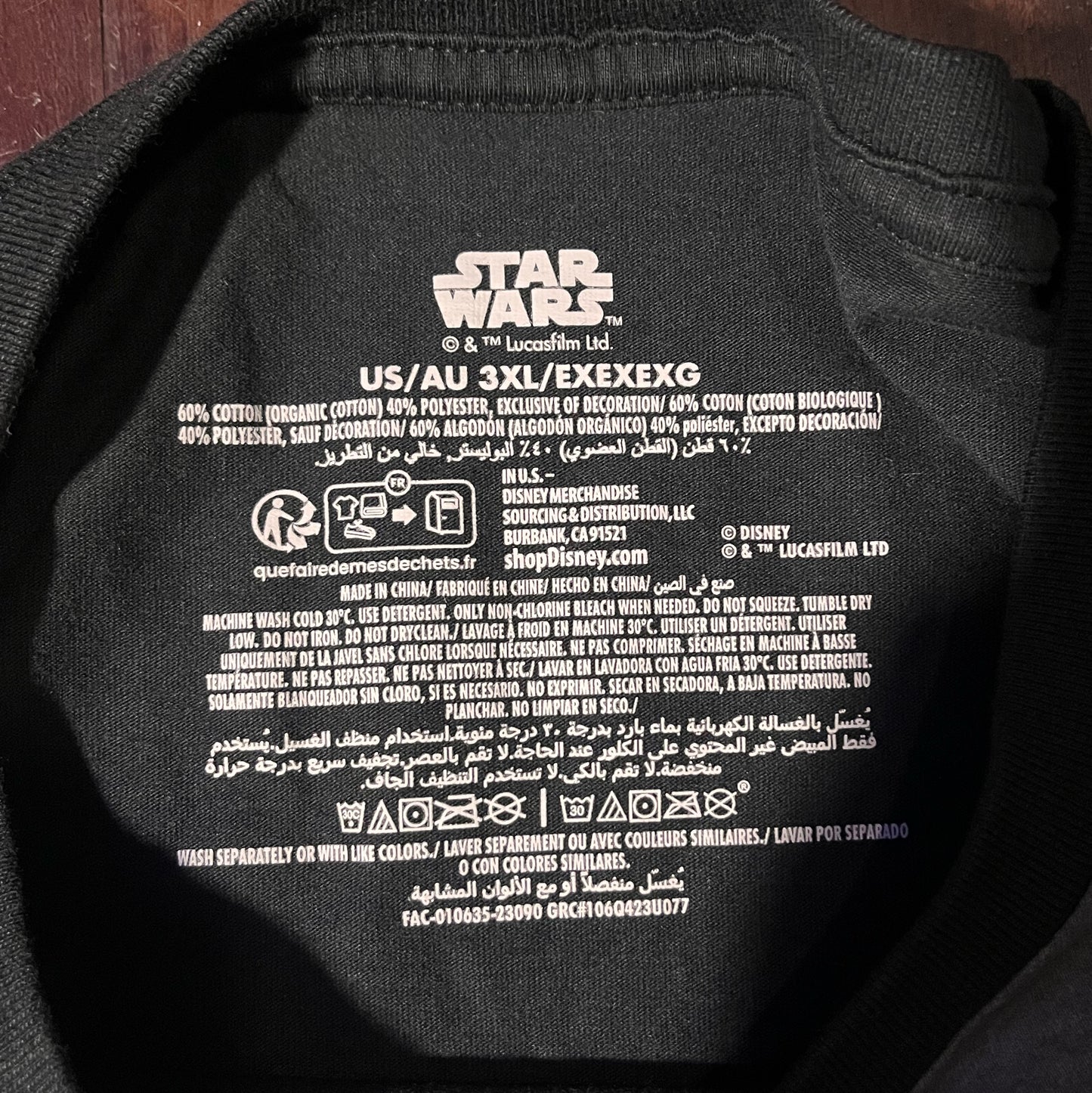 Star Wars Black Darth Vader Graphic shirt w/ 3d buttons Size: 3xl