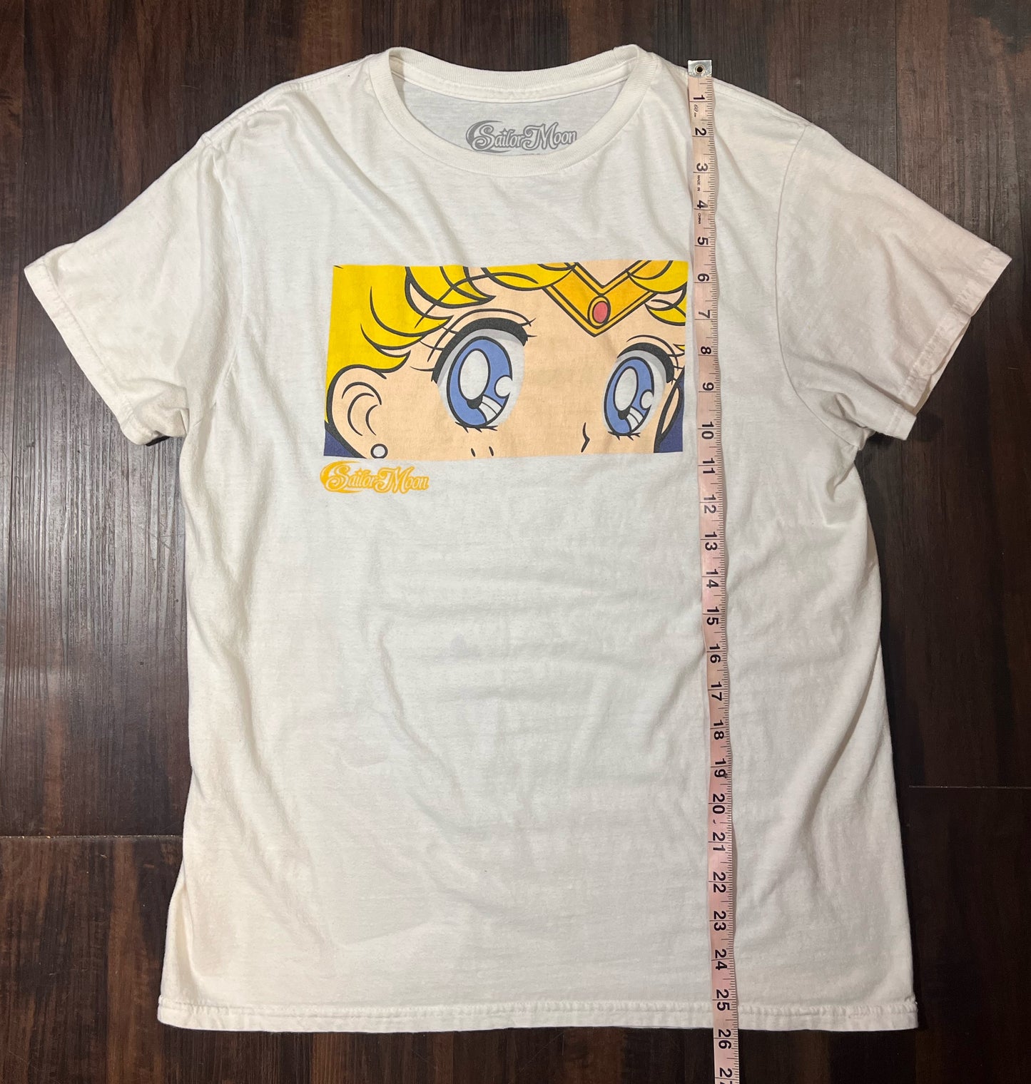 Sailor Moon Officially Licensed Anime Her Eyes White Graphic Tee T-Shirt - Size: Medium