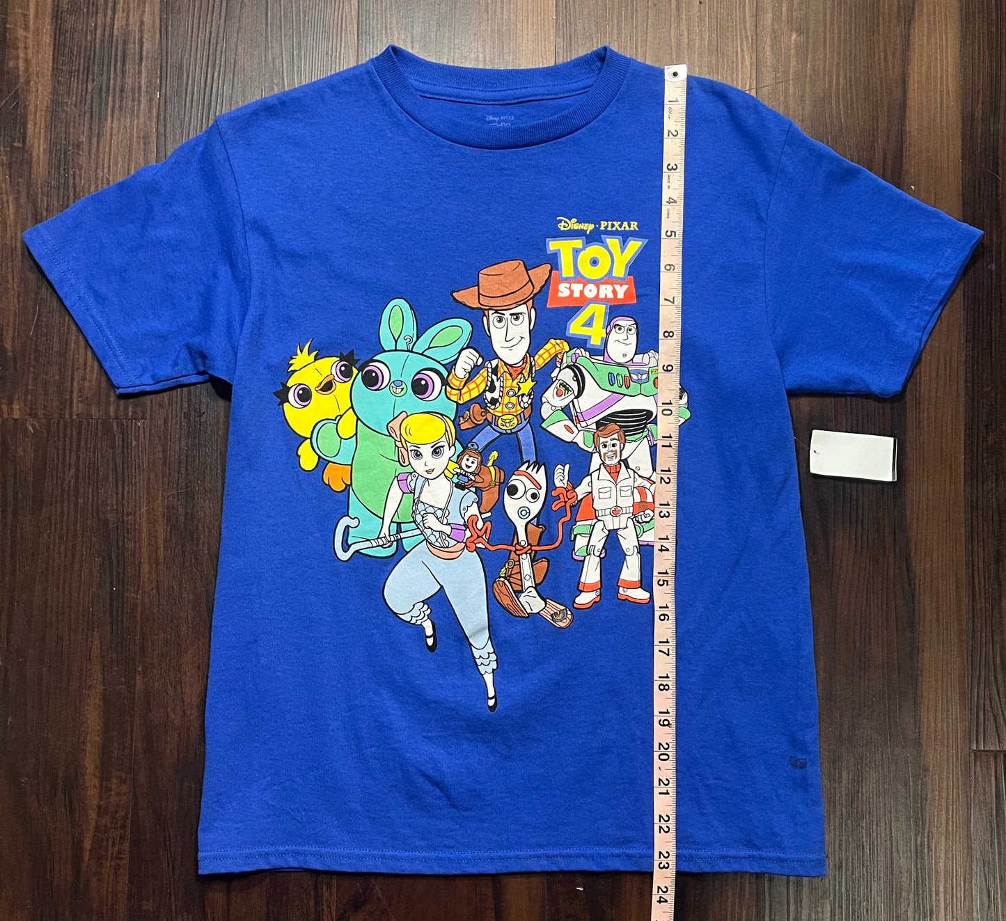 (SOLD) - Official Disney x Pixar Toy Story 4 Graphic T Size: Youth Medium can fit small adult!