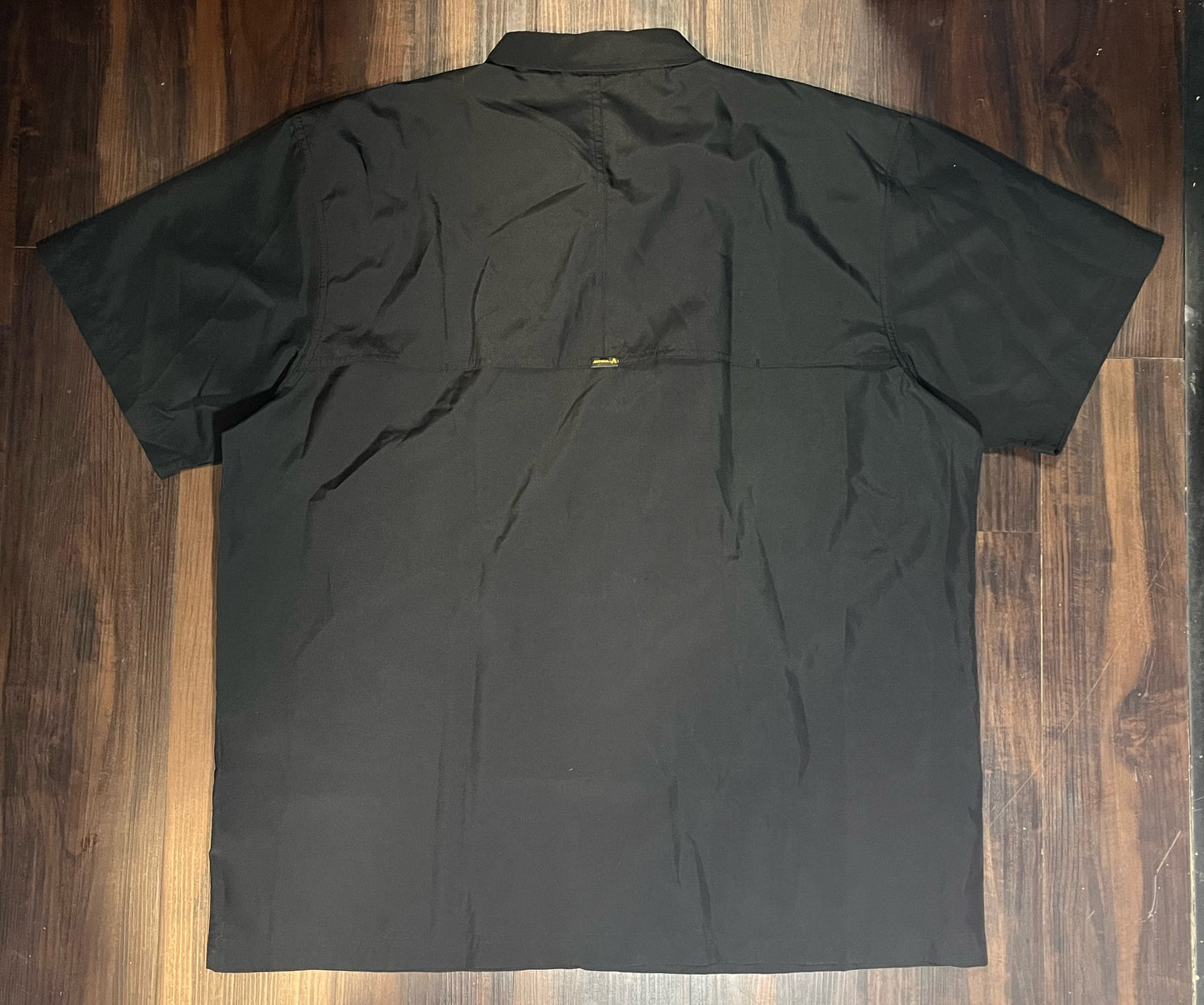 Pittsburgh Steelers Antigua short sleeve black kick off button up dress shirt w/ sipper pocket and logo on chest Size: XXLarge