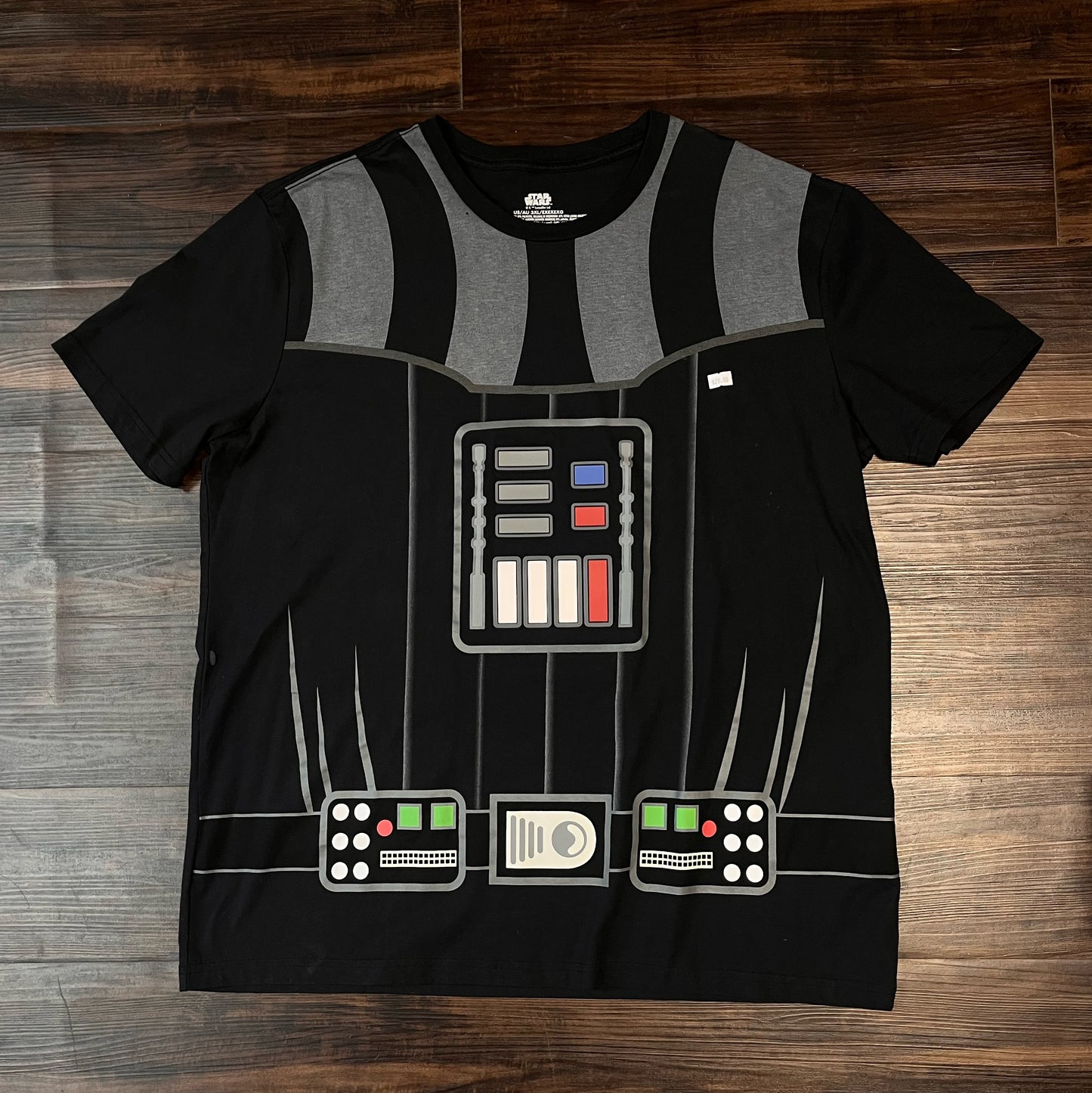 Star Wars Black Darth Vader Graphic shirt w/ 3d buttons Size: 3xl