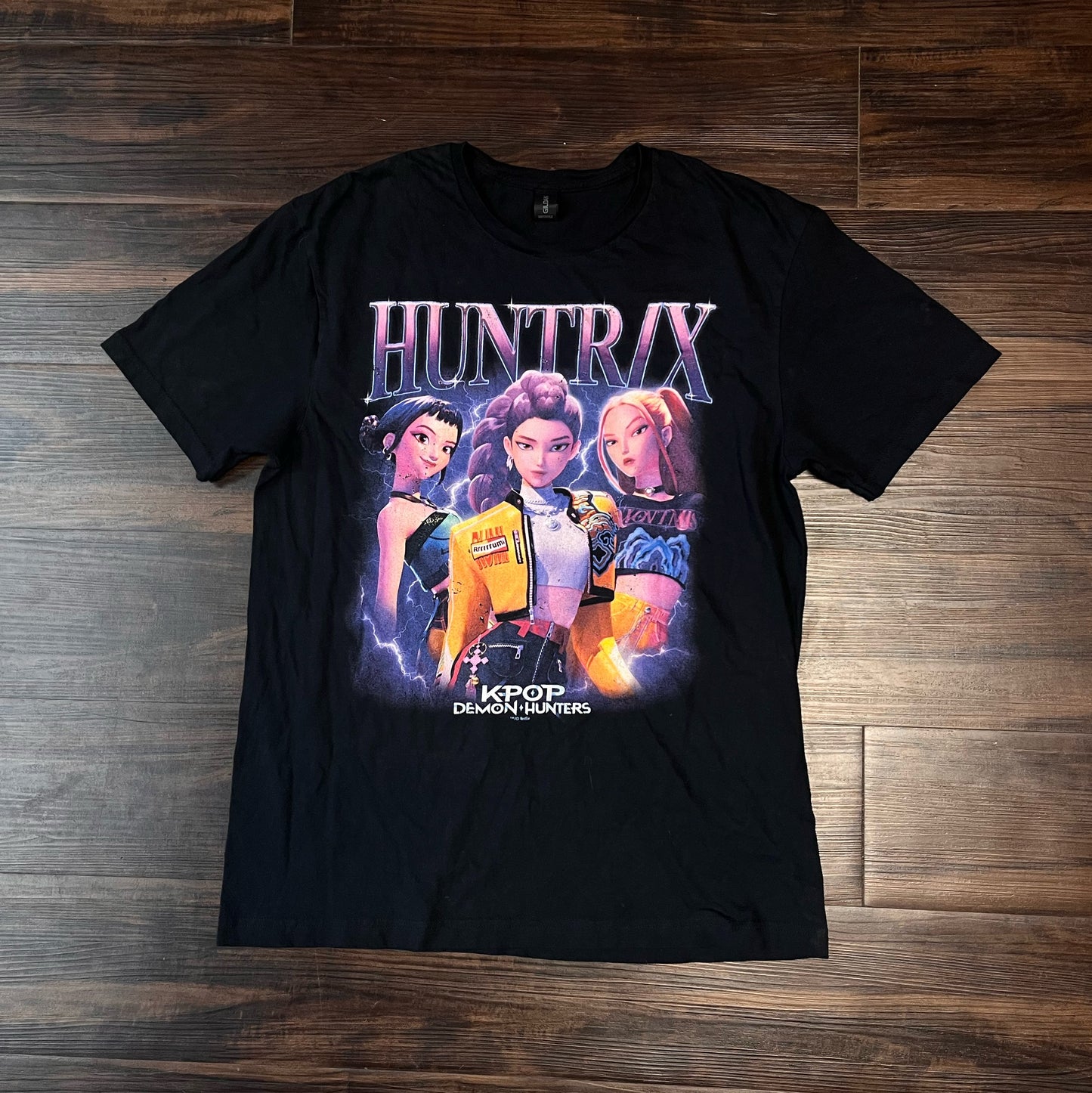 (SOLD) - K-Pop Demon Hunters (KPDH) Huntr/x graphic T Size: Medium