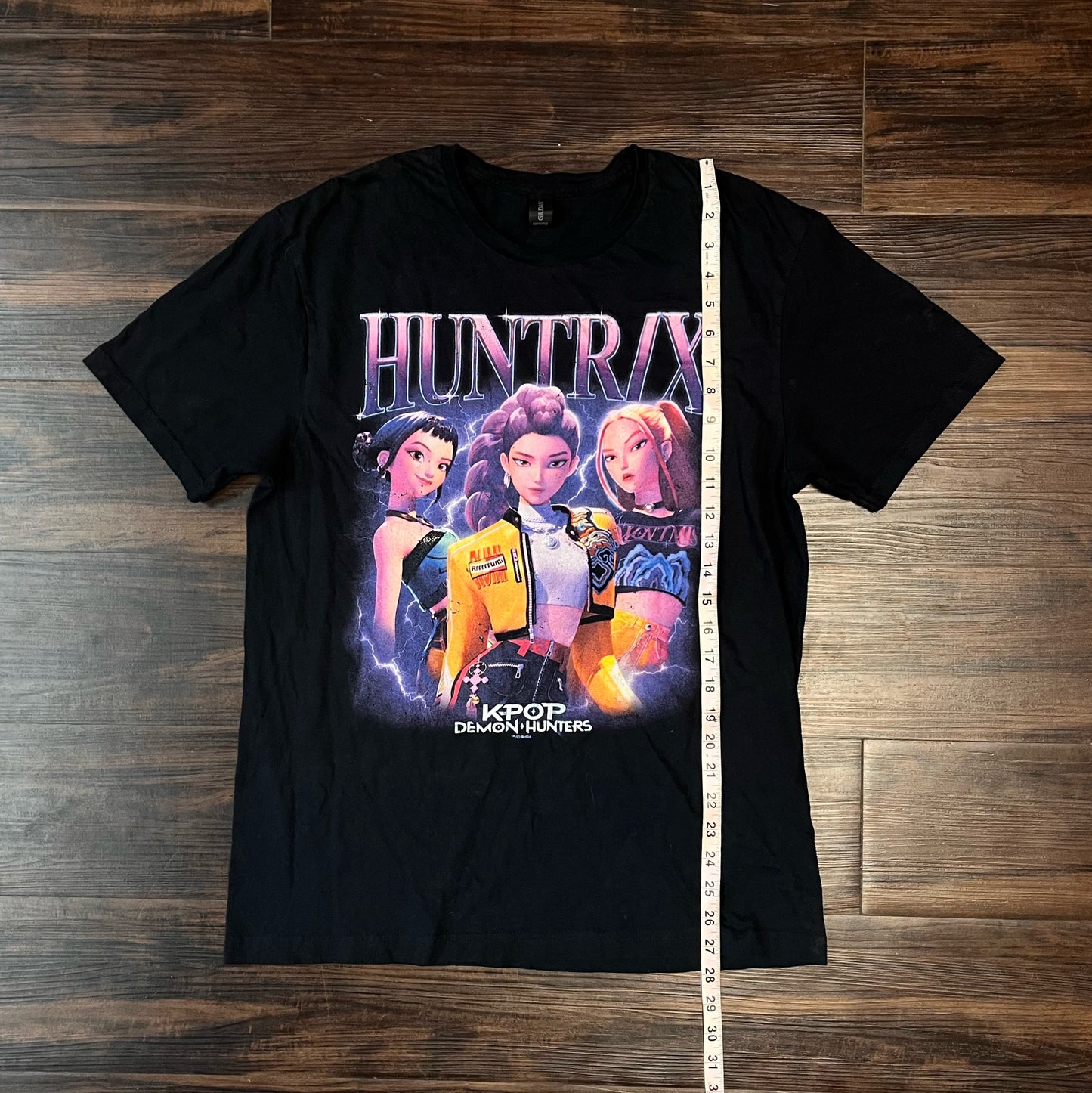 (SOLD) - K-Pop Demon Hunters (KPDH) Huntr/x graphic T Size: Medium