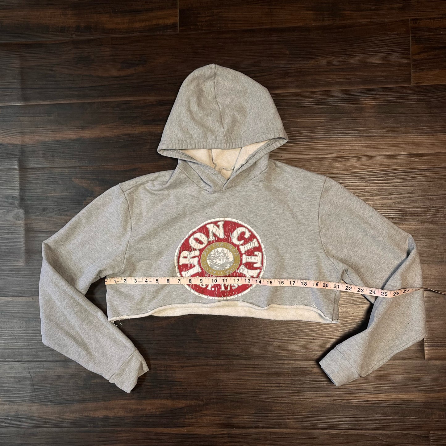 Iron city beer, gray crop top long sleeve hoodie Size: Large
