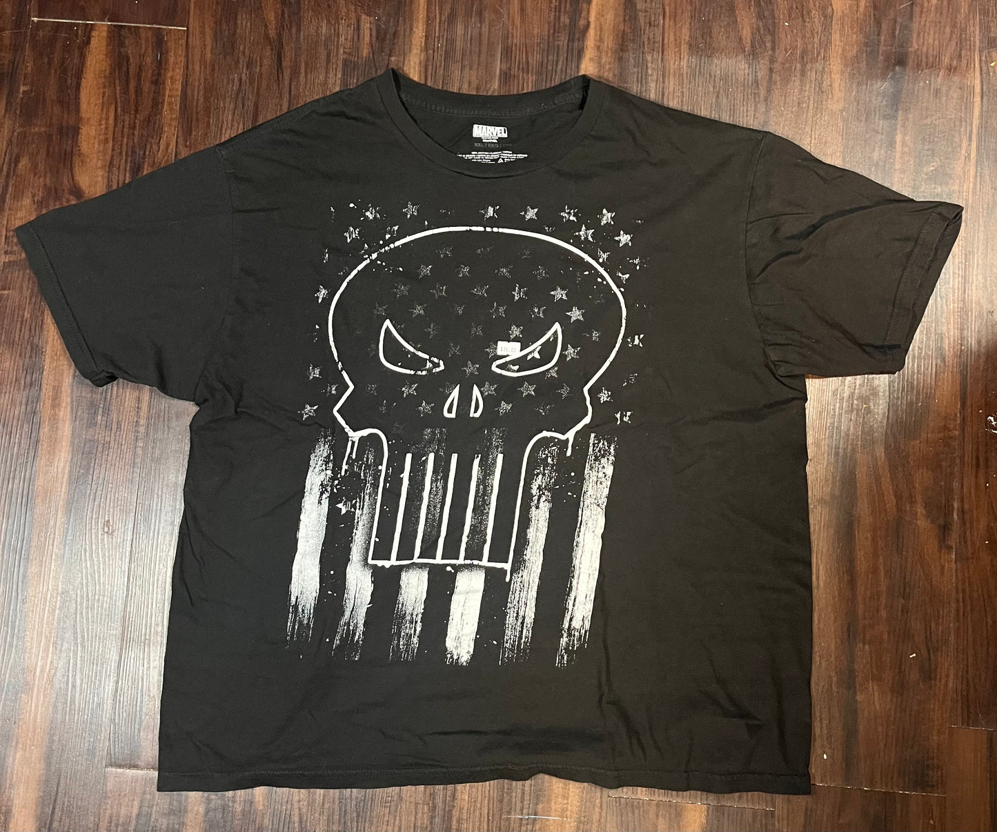 The Punisher Marvel Graphic Tees Size: XXL